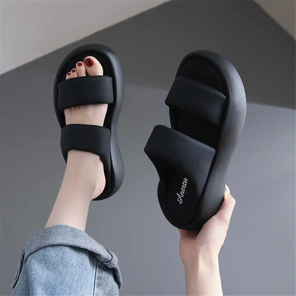 Size 39 Strips Summer Shoes Sa - Aquatic Sports Name reseña y precio